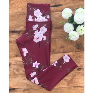 Sport leggings with Dri-Fit technology.